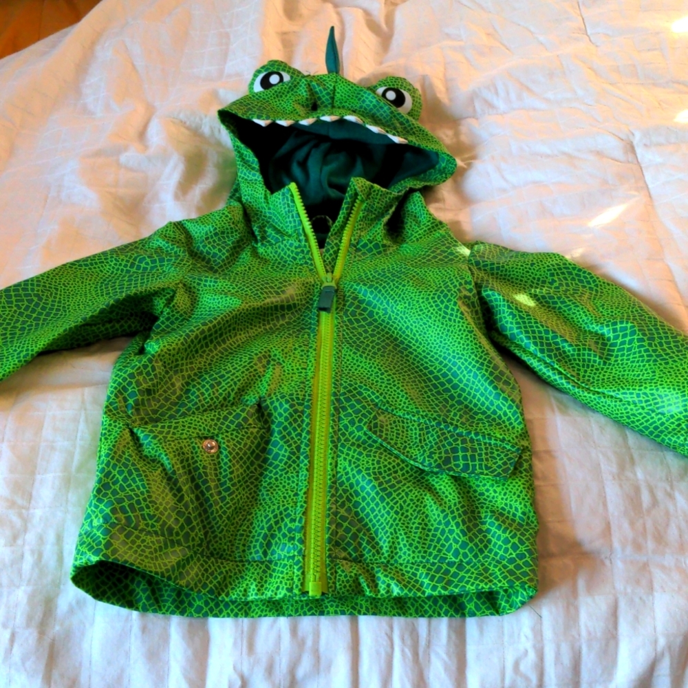 18M alligator rain coat